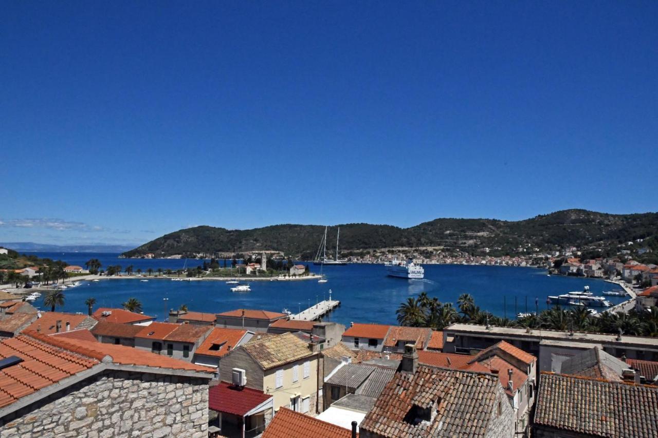 Apartment II Radisic Beautiful View Βις Εξωτερικό φωτογραφία