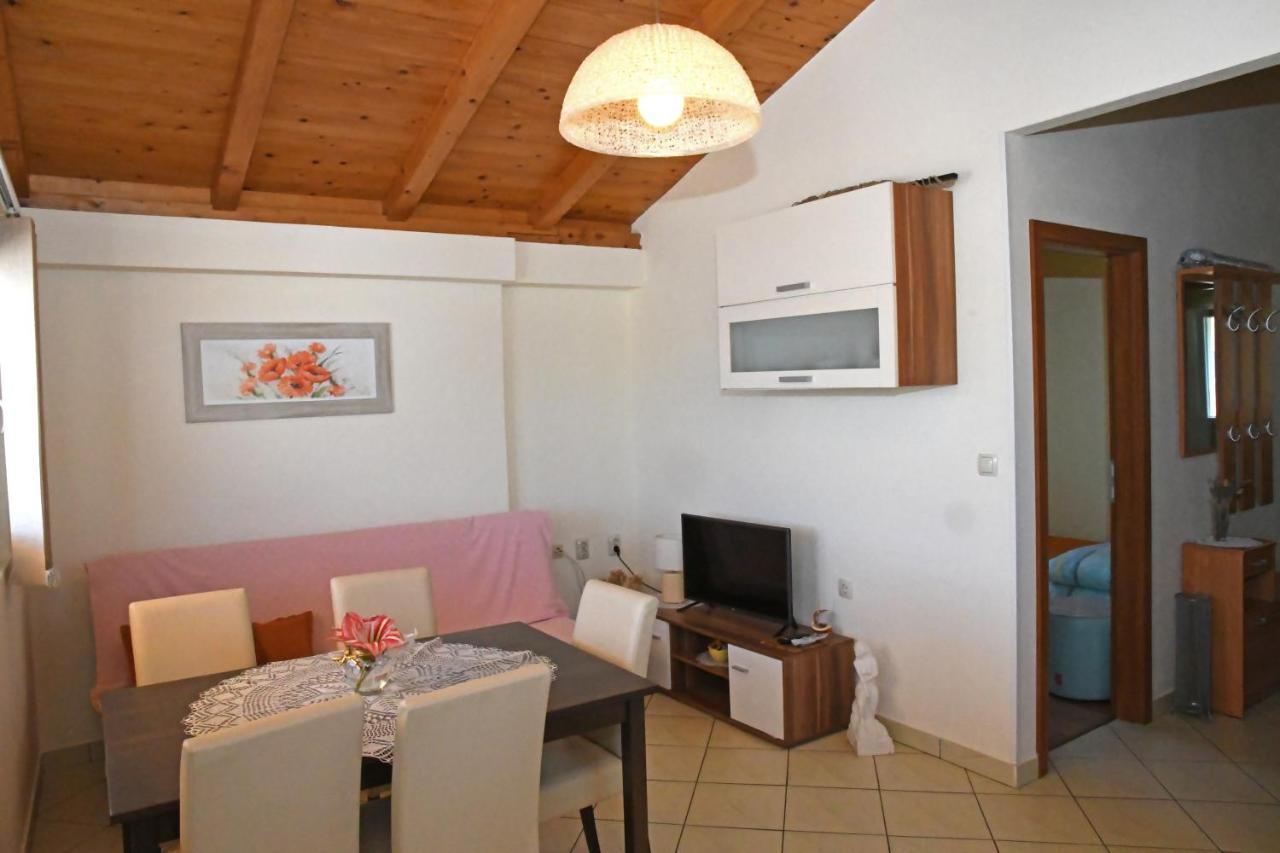 Apartment II Radisic Beautiful View Βις Εξωτερικό φωτογραφία