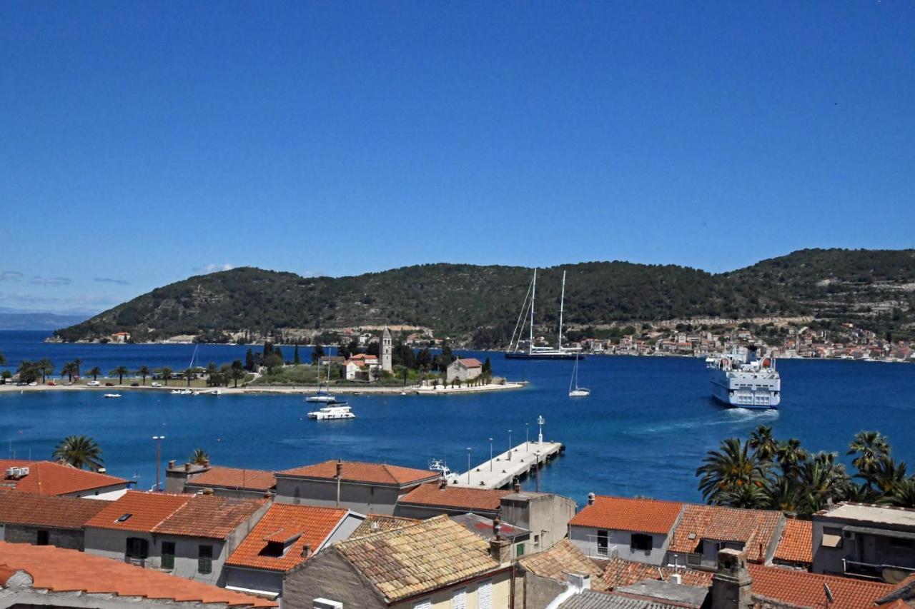 Apartment II Radisic Beautiful View Βις Εξωτερικό φωτογραφία